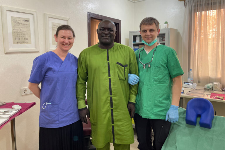 Zahnarztpraxis_Klassen_Blog_Kamerun_2