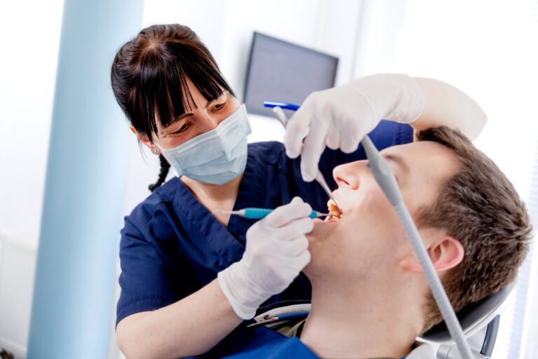 Zahnarztpraxis_Klassen_Blog_Implantate_bei_Osteoporose